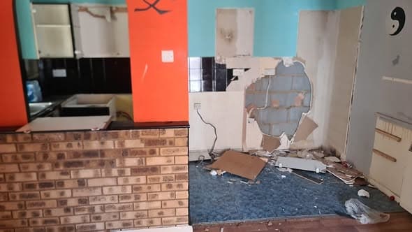 Refurbishment- Kitchen + Flooring — Kitchen Fitting by Emir Handyman in Essex & East London